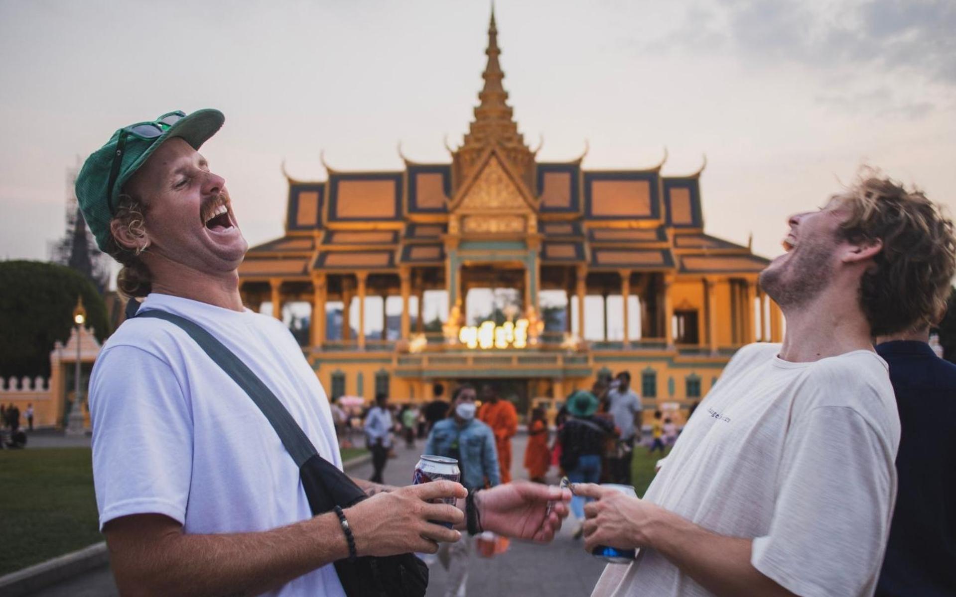 Mad Monkey Hostel Phnom Penh Zewnętrze zdjęcie